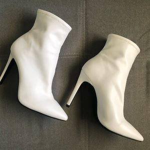 Jessica Simpson white heeled booties